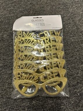 Gold 'Bride Crew' Party Glasses - 6 Pack